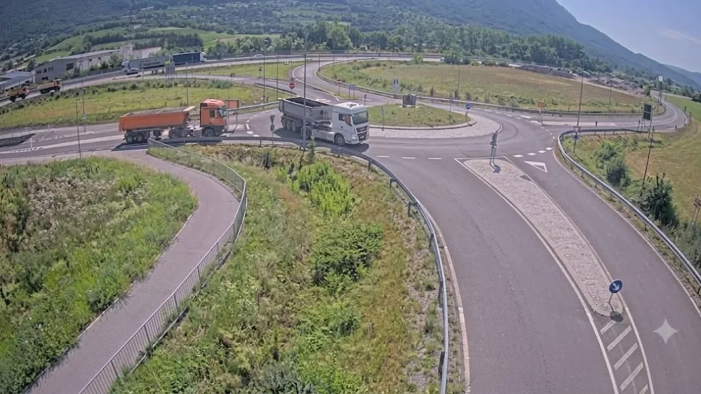 Hitra cesta, izvoz Vipava. Vir: promet.si