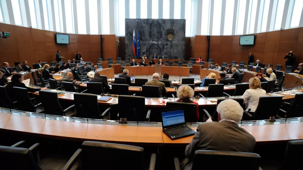 koda 1 - 10.00 nadaljevanje izredne seje DZ; DZ, velika dvorana, Subiceva 4, LJUBLJANAFoto: Nebojsa Tejic/STA