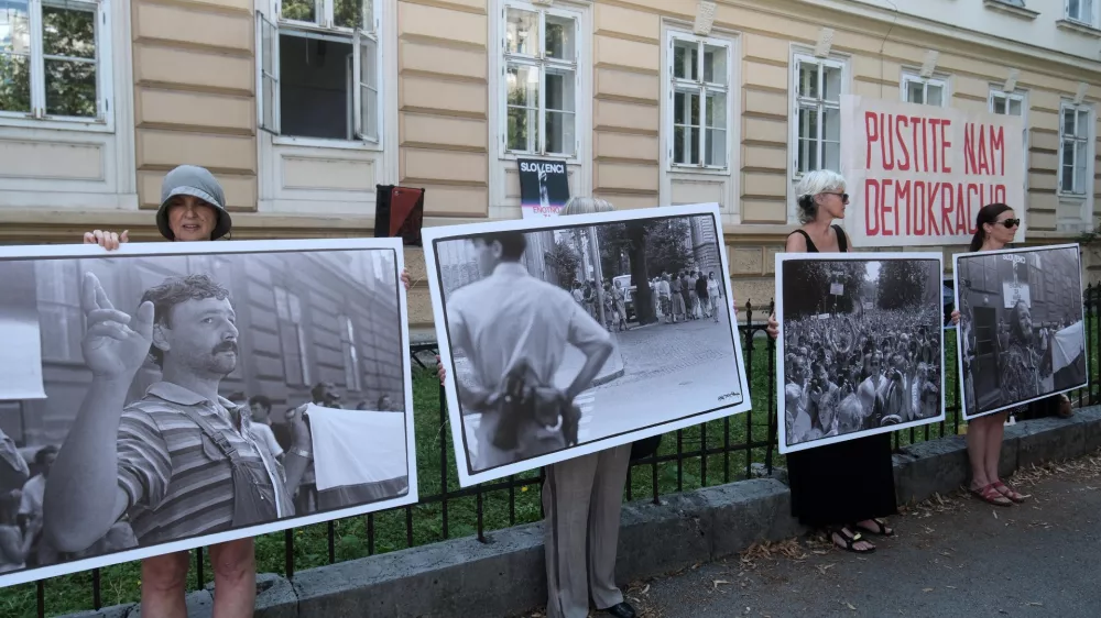 hudi protesti