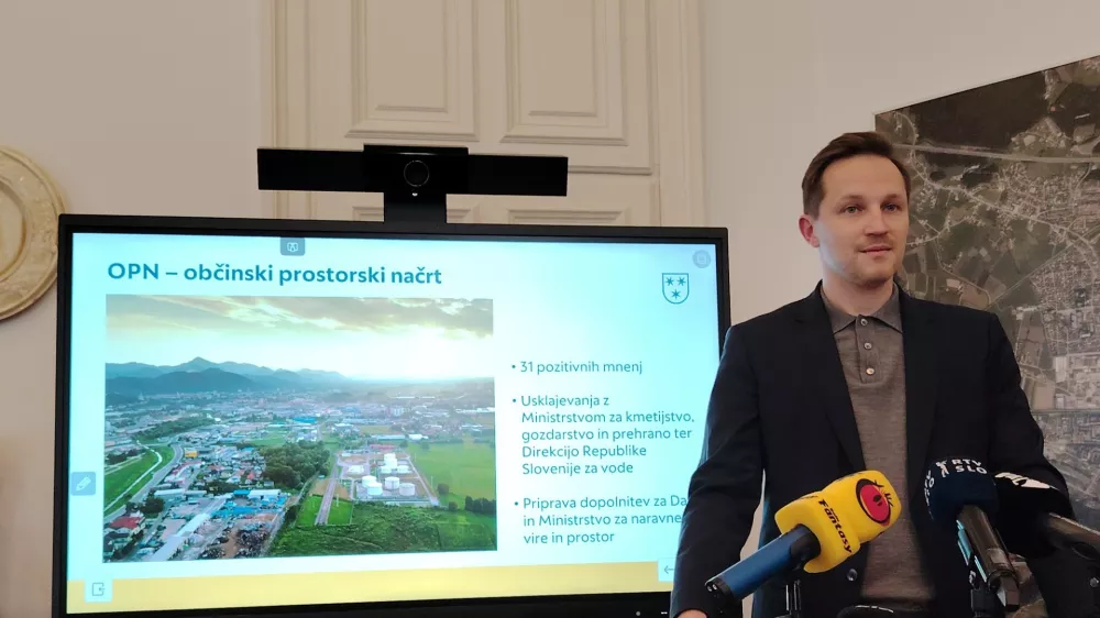 Celjski župan Matija Kovač si prizadeva, da bi celjski mestni svetniki prihodnjo pomlad sprejeli OPN, na katerega v Celju čakajo skoraj dve desetletji. F Mojca Marot