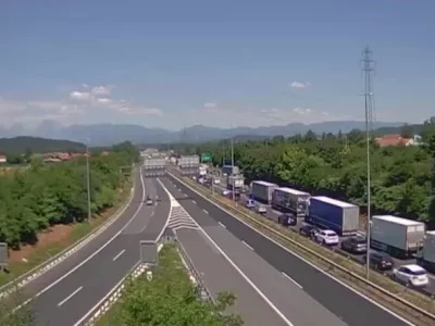 Zastoj na ljubljanski vzhodni obvoznici. Vir: promet.si