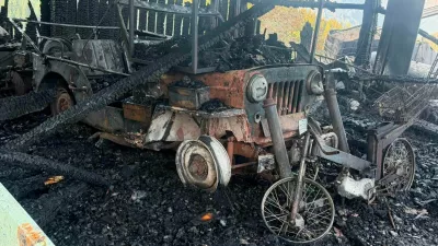 Solcavsko, kmetija Bukovnik.Pozar je ponoci zajel gospodarska in stanovanjsko poslopje najvisje lezece kmetije v Slovenije, kmetije Bukovnik pod Raduho.Gasilci ob gasenju pozara.Foto: PGD Crna na Koroskem