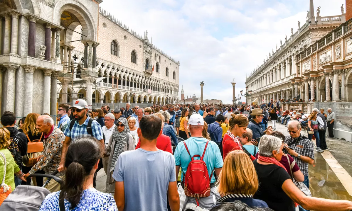 Vsega tega raje ne počnite v Italiji! Kršitev vas lahko stane tudi 18.000 evrov