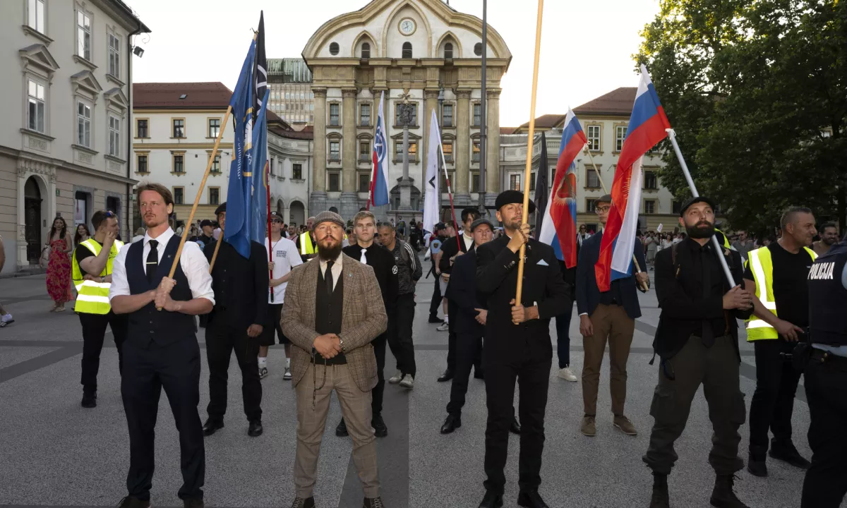 Stranka Straža: Katoliška stranka brez blagoslova Cerkve