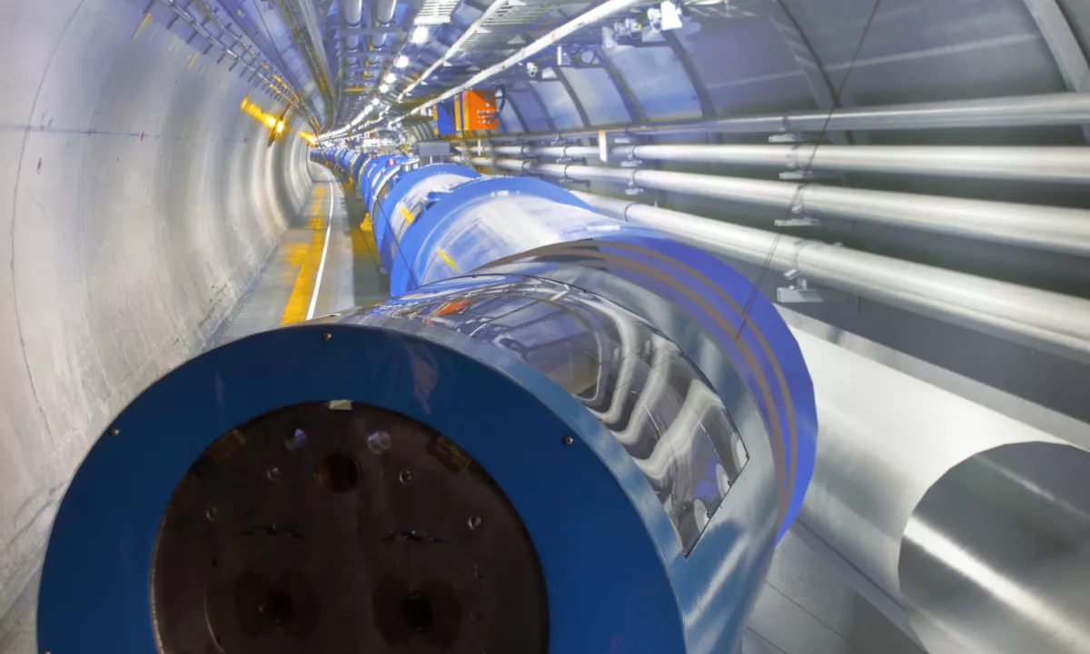 27 km dolg predor 175 m globoko: CERN za 4 leta izklaplja pospeševalnik delcev