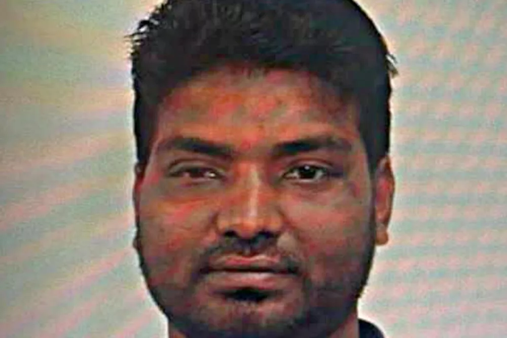 Italijanska policija i&scaron;če &Scaron;ahadata Hosaina, ki naj bi v Rimu umoril tri člane družine, enega pa hudo ranil. 