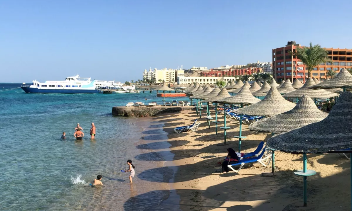 Prevaranti prežijo na dopustnike: kako prepoznati lažne turistične namestitve?
