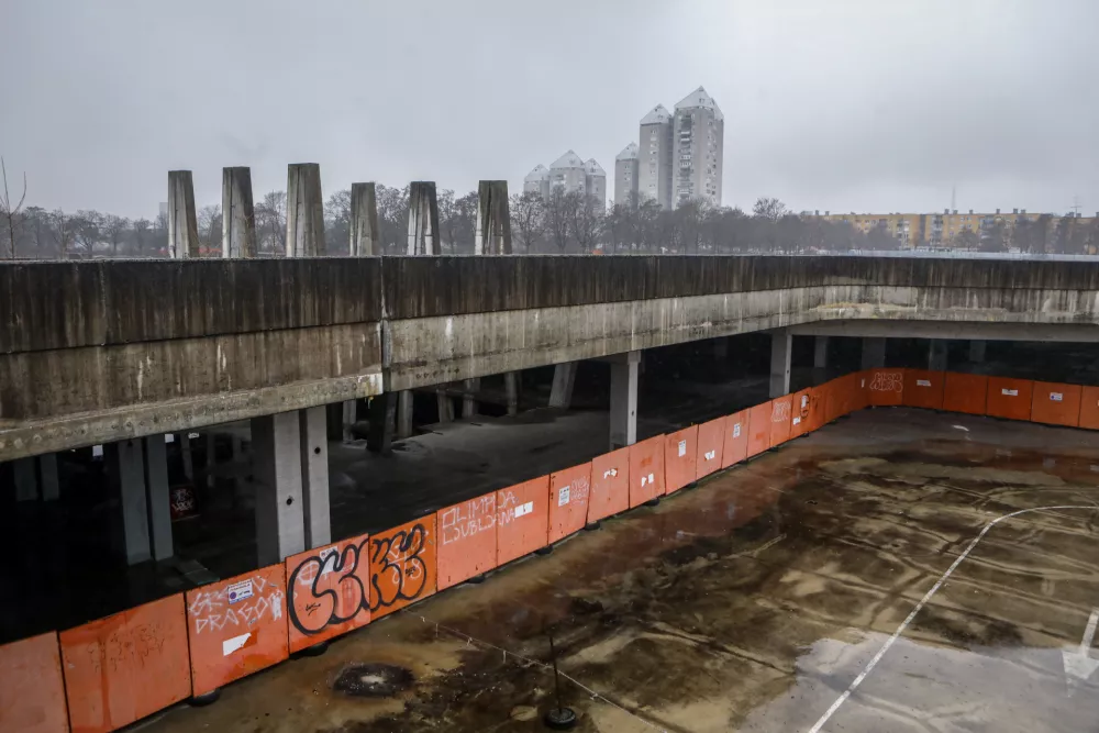 12.2.2026 - Stožice - &Scaron;portni park - nedokončani del Stožic - nakupovalno sredi&scaron;čeFoto: Luka Cjuha