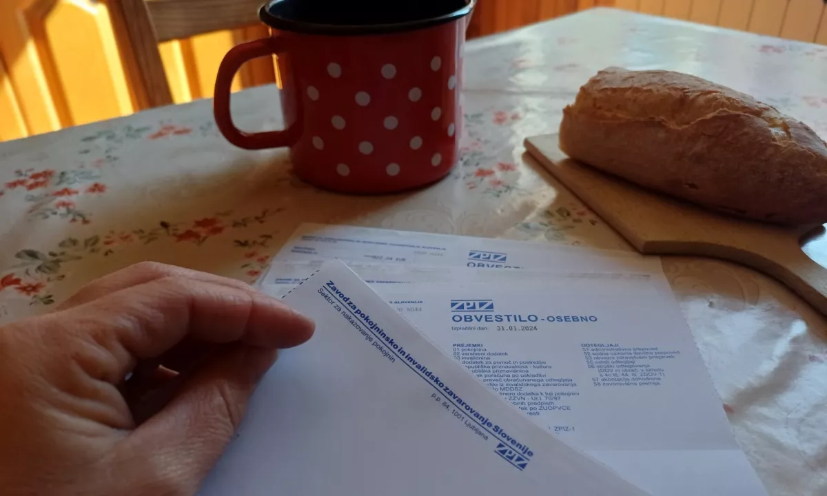Vesela novica za upokojence: skupaj s pokojnino bodo prejeli letni dodatek