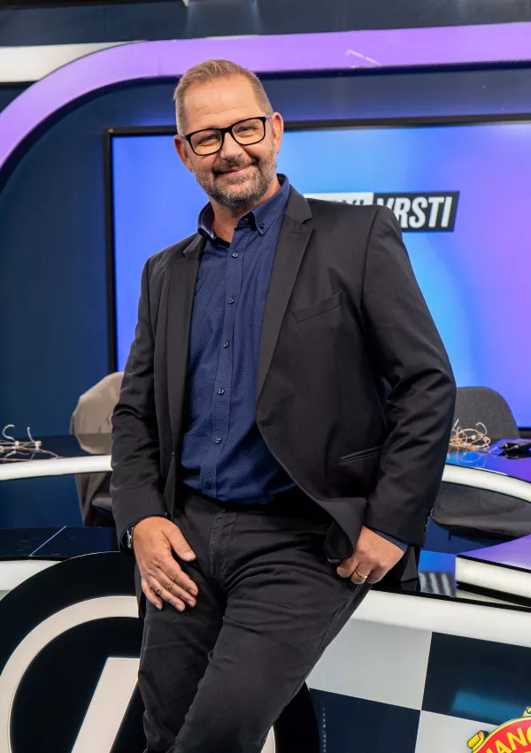Na&scaron; sogovornik v studiu. Prav imenitno ga je poslu&scaron;ati. / Foto: Laura Osolnik