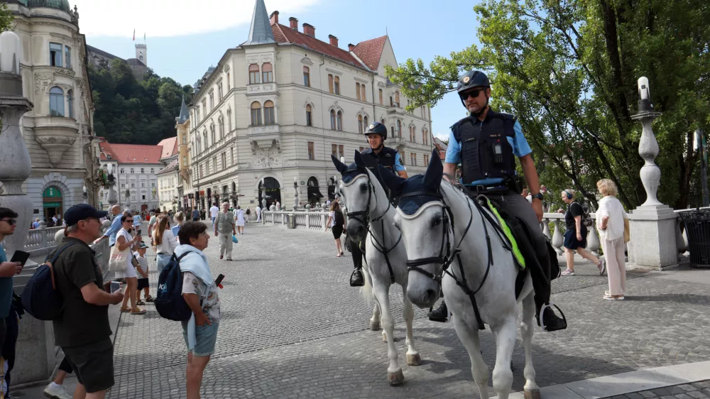 24.07.2025 -policija, konji Foto: Tomaž Skale