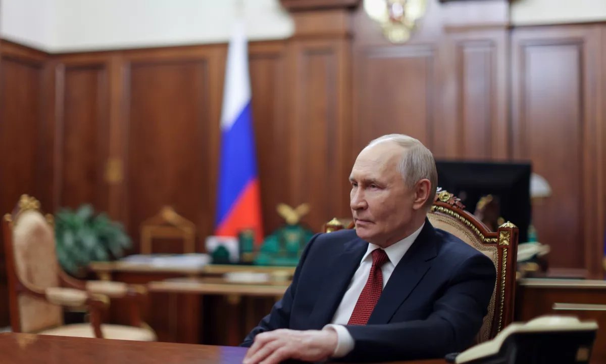 Forbes: Putin izgublja nadzor nad vojsko in ljudstvom, dnevi so mu šteti
