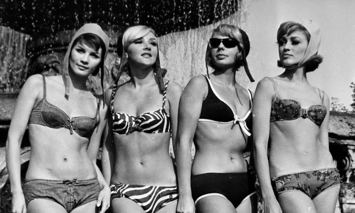 80 let bikinija: od škandala do kralja poletne mode