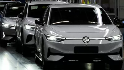 FILE PHOTO: Volkswagen ID.7 electric cars are seen at the Volkswagen (VW) electric fleet lead plant in Emden, Germany, February 18, 2025. REUTERS/Carmen Jaspersen/File Photo