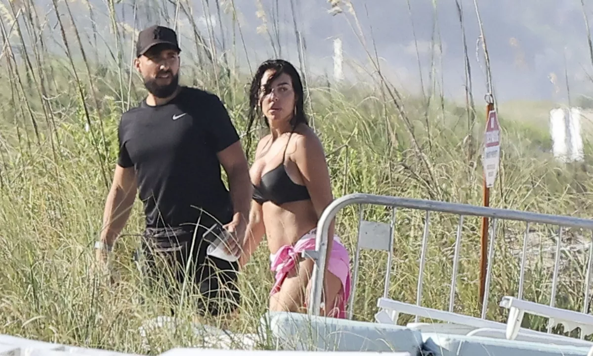 Ronaldova zaročenka Georgina s fotografijami dviga temperaturo pred tekmo s Hrvaško