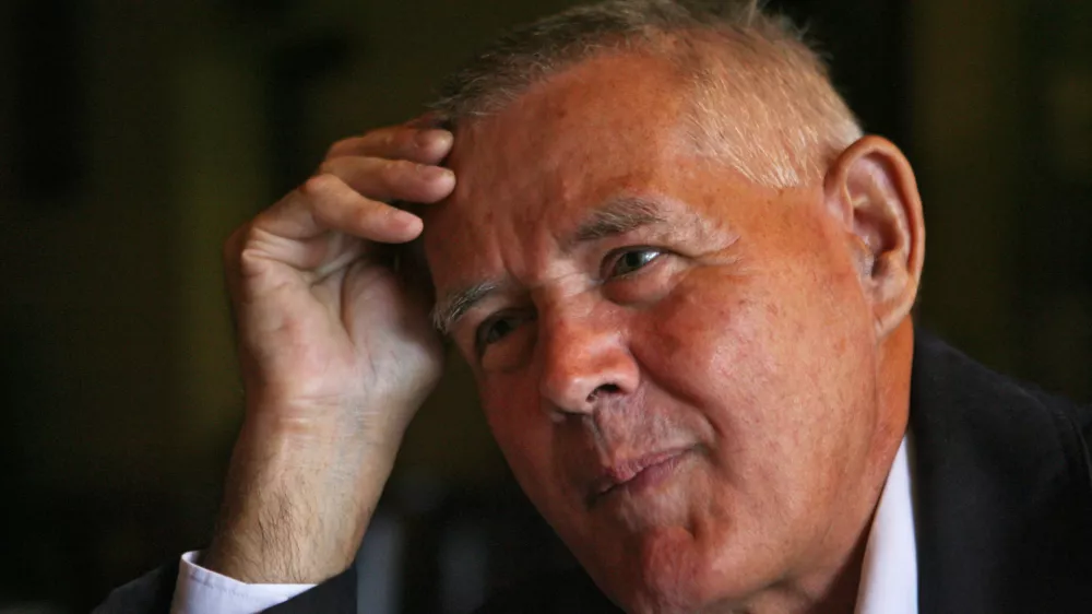 Pavle Čelik, policist, zgodovinar, pisatelj, magister sociologije, poveljnik slovenske policije v času osamosvojitvene vojne, napisal je enajst samostojnih knjig s področja varnostnih sil,//FOTO: Tomaž Skale