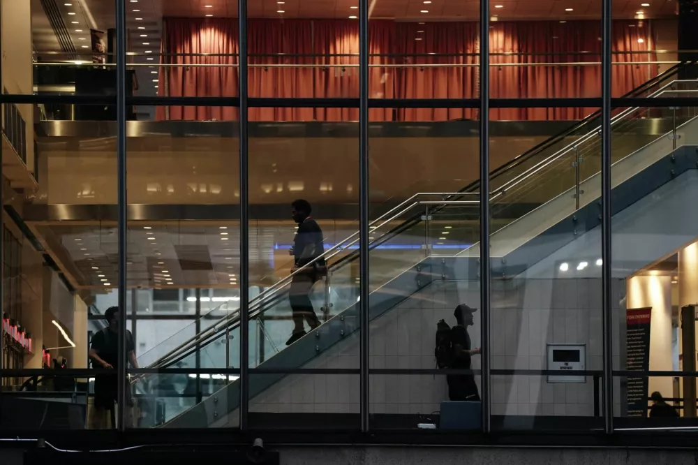 Workers inside Madison Square Garden, ahead of a reported wedding between singer Taylor Swift and National Football League player Travis Kelce, in New York City, U.S., July 1, 2026. REUTERS/Bing Guan