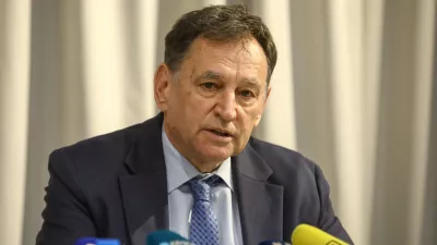 predsednik uprave Darsa Andrej Ribič 15.5.2026 - novinarska konferenca, na kateri bodo ministrica za infrastrukturo, ki opravlja tekoče posle, Alenka Bratušek, minister za notranje zadeve, ki opravlja tekoče posle, Branko Zlobko, namestnik generalnega direktorja Policije Beno Meglič in predsednik uprave Darsa Andrej Ribič predstavili ugotovitve poročila o stanju na deloviščih na slovenskih avtocestah in hitrih cestah, s katerimi se je vlada seznanila na četrtkovi redni seji; DarsFoto: Luka Cjuha