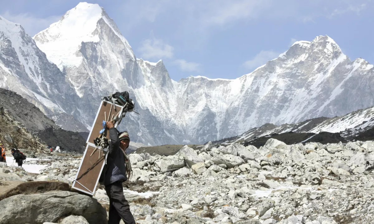 Piki kač na velikih višinah: na Mount Everestu se je pojavila nova nevarnost