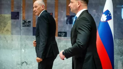 Ljubljana, DZ.Izredna seja DZ, na kateri so obravnavali predlog za izvolitev prvaka SDS Janeza Janse za predsednika vlade.Mandatar za sestavo vlade Janez Janša in predsednik DZ Zoran Stevanović