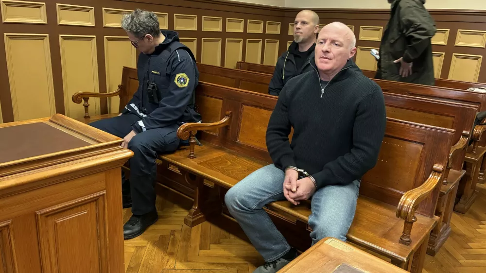 Damjan Ko&scaron;mrlj je bil že velikokrat obsojen zaradi kaznivih dejanj, obravnavali so ga tudi zaradi &scaron;tevilnih prekr&scaron;kov.