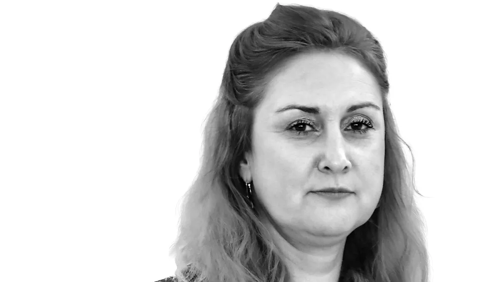 Neža Mrevlje- Redakcija Dnevnik 2024 - portreti za komentarje in kolumne - kolumnisti - komentatorji &ndash; novinarji - //FOTO: Tomaž Skale / Foto: Tomaž Skale