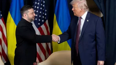 FILE PHOTO: Ukrainian President Volodymyr Zelenskiy and U.S. President Donald Trump shake hands during their meeting at the sidelines of the 56th annual World Economic Forum (WEF), in Davos, Switzerland, January 22, 2026. Ukrainian Presidential Press Service/Handout via REUTERS ATTENTION EDITORS - THIS IMAGE HAS BEEN SUPPLIED BY A THIRD PARTY./File Photo