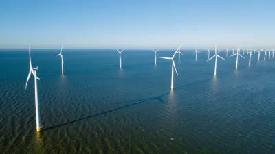 &Scaron;tevilne države veliko stavijo na vetrno energijo, predvsem naj bi jih do leta 2050 veliko postavili v Severnem morju. / Foto: i Stock