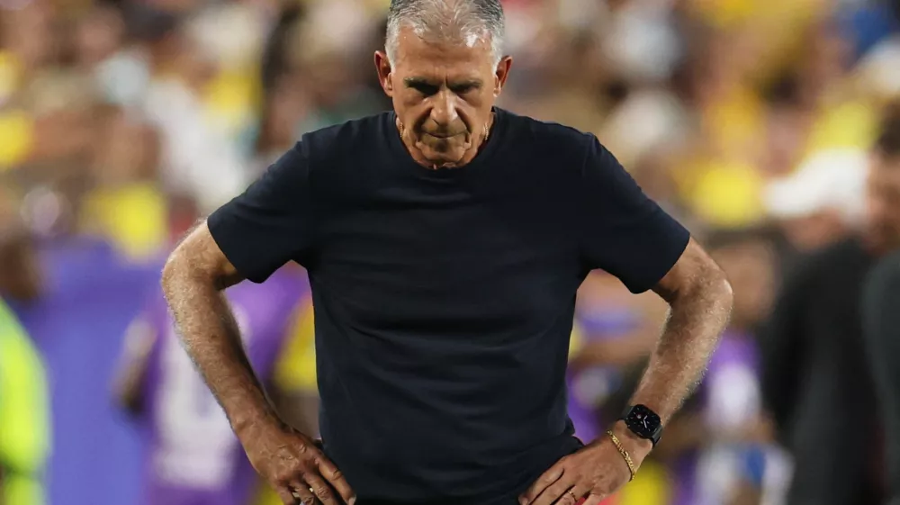Soccer Football - FIFA World Cup 2026 - Round of 32 - Colombia v Ghana - Kansas City Stadium, Kansas City, Missouri, U.S. - July 3, 2026 Ghana coach Carlos Queiroz looks dejected REUTERS/Siphiwe Sibeko