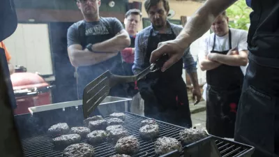 Hamburgerji kobe style- 30.05.2015 - Akademija peke na žaru - Gurmanska KOBE akademija, kulinarika - gastronomija - hrana - žar - ro&scaron;tilj - kuharstvo///FOTO: Luka Cjuha