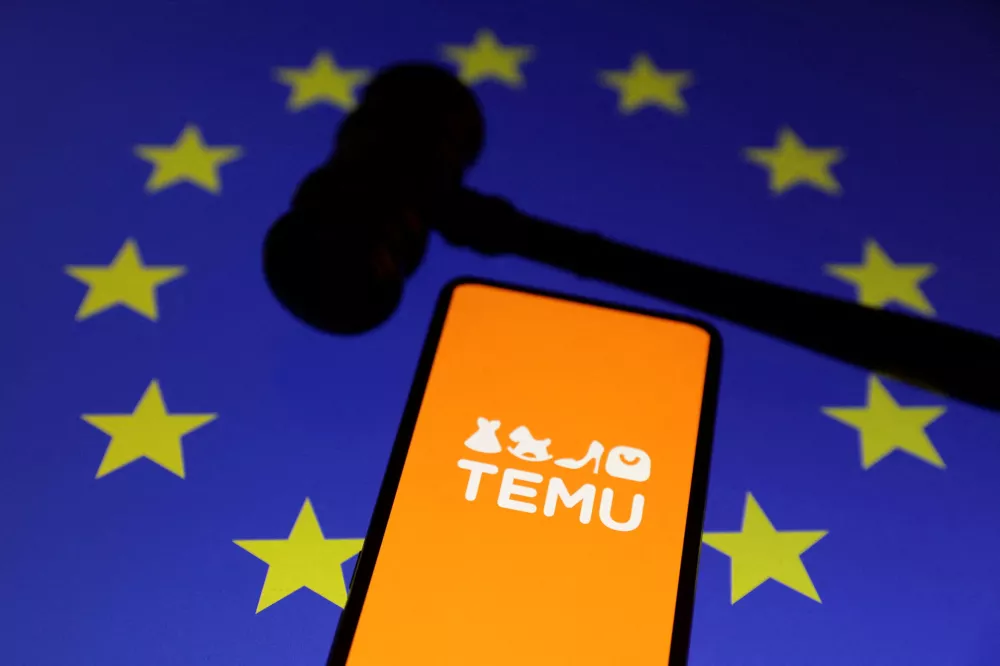 FILE PHOTO: Temu logo, a gavel and the European Union's flag are seen in this illustration taken November 4, 2024. REUTERS/Dado Ruvic/Illustration/File Photo