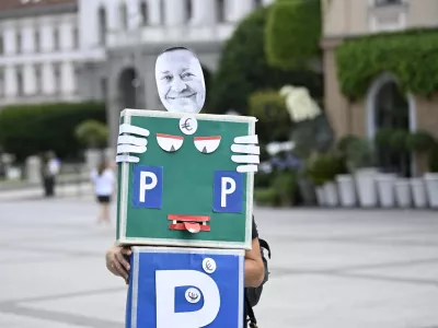 Umik parkirnega odloka: iniciativa vložila pobudo za oceno ustavnosti sklepa o umiku