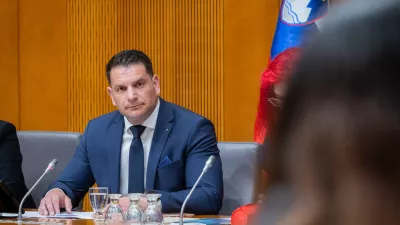 Ljubljana, DZSeja kolegija predsednika DZ o sklicu izredne seje DZ, na kateri bi na zahtevo opozicije znova poskusili z odreditvijo parlamentarnih preiskav o Black Cube in obvodnem financiranju politicnih strank.Predsednik DZ Zoran Stevanovic.