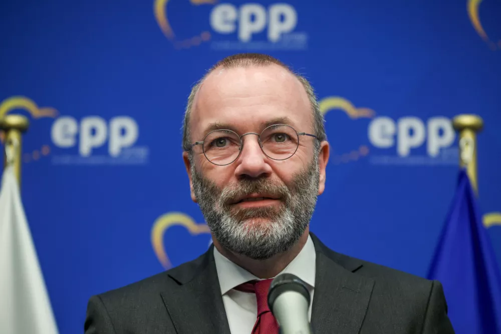 Ljubljana, Hotel InterContinental.Novinarska konferenca v okviru srecanja vodstva politicne skupine Evropske ljudske stranke (EPP) v Ljubljani.Predsednik EPP Manfred Weber.