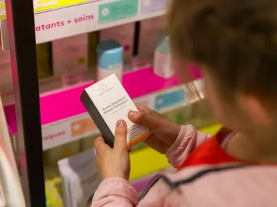Illustrative photo of "Sephora Kids", a new trend of young girls buying cosmetic products, here on the image of Drunk elephant products in a Sephora store.,Image: 862852152, License: Rights-managed, Restrictions:, Model Release: no 