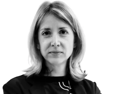 Veronika Rupnik Ženko- Redakcija Dnevnik 2024 - portreti za komentarje in kolumne - kolumnisti - komentatorji &ndash; novinarji - portret //FOTO: Luka Cjuha