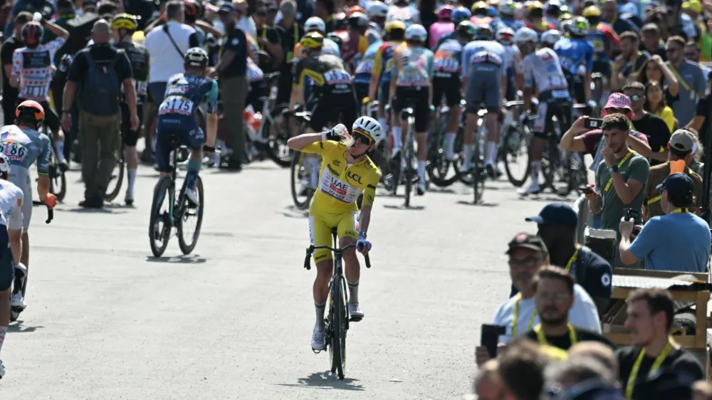 tadej pogacar, dirka po franciji, tour de france