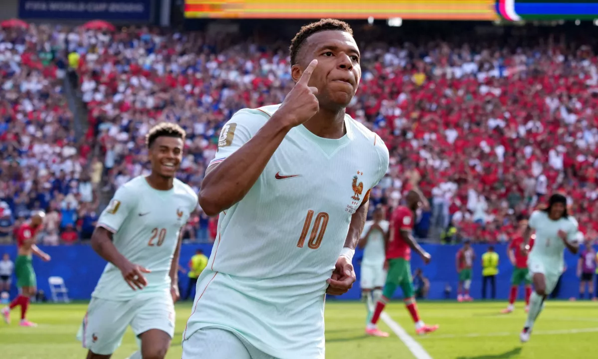 Francija v polfinale z 2:0 preko nemočnega Maroka, odločil je spet Mbappe