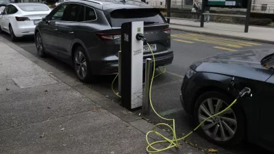Prodaja električnih avtomobilov v Sloveniji raste dvakrat hitreje kot v Evropi