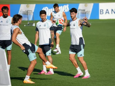 Soccer Football - FIFA World Cup 2026 - Argentina Training - Sporting KC Training Centre, Kansas City, Kansas, U.S. - July 8, 2026 Argentina's Marcos Senesi with teammates during training IMAGN IMAGES via Reuters/Denny Medley