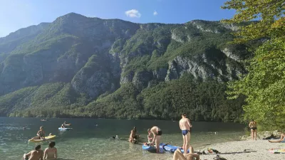 Bohinj, Bohinjsko jezero.Poletni utrip ob Bohinjskem jezeru.