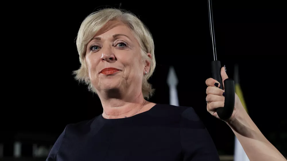 Ljubljana, sedez SDS.Evropske volitve 2024 in posvetovalni referendumi.Volilni stab SDS v pricakovanju rezultatov.Kandidatka SDS na evropskih volitvah Romana Tomc.