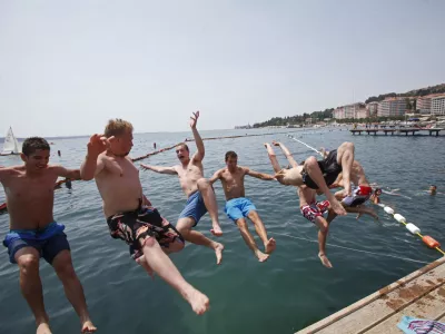 - centralna plaža Portorož - kopali&scaron;če- poletne otro&scaron;ke počitnice 2012 - /FOTO: Luka Cjuha / Foto: Luka Cjuha
