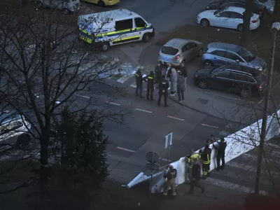 Policija - simbolična fotografijauboj - umorpreiskovalci - kriminalisti - preiskava 06.03.2026 Brnik - Streljanje policistov na storilca z nožem - Fužine - napad na policiste Foto: Nik Erik Neubauer