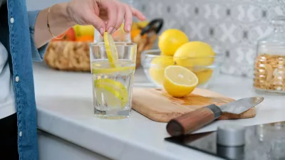 Ni problem v sadežu, pač pa v kislosti. Temu se lahko enostavno izognemo. / Foto: Istock