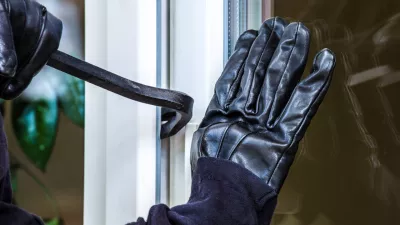 Vstopijo lahko na tisoč in en način. Slika je ilustrativna. / Foto: iStock