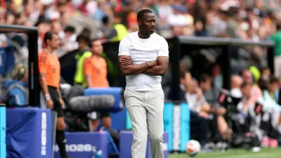 SEATTLE, WASHINGTON - JULY 01: Pape Thiaw, Head Coach of Senegal, looks on during the FIFA World Cup 2026 Round Of 32 match between Belgium and Senegal at Seattle Stadium on July 01, 2026 in Seattle, Washington. Fran Santiago,Image: 1113830768, License: Rights-managed, Restrictions:, Model Release: no 