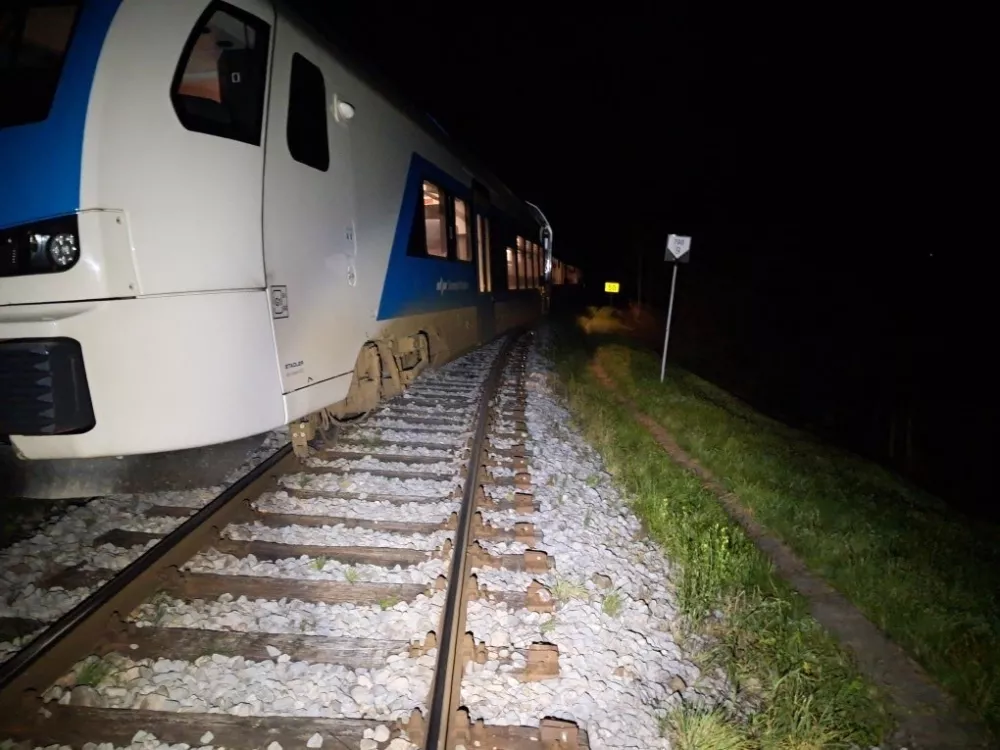 S sabotažo povzročil iztirjenje vlaka, njegov cilj naj bi bile zgolj izbolj&scaron;ave
