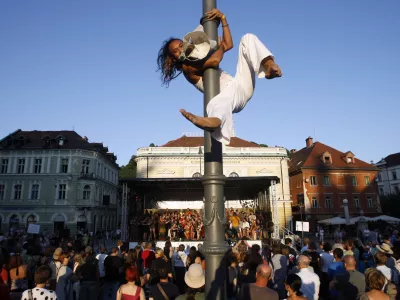 Festival Plavajoči grad: vrhunec bo intermedijski spektakel na Ljubljanici
