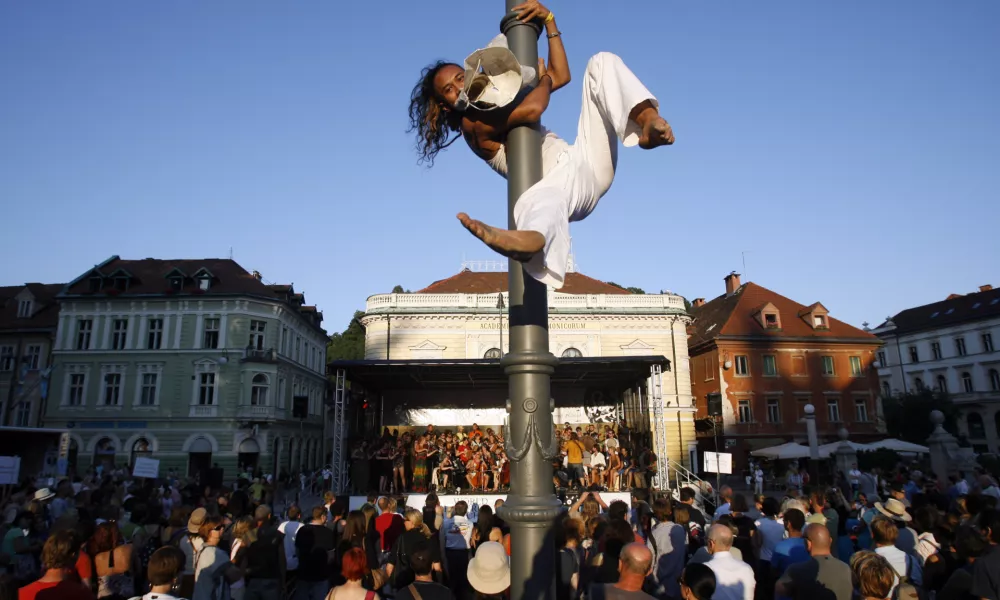 Festival Plavajoči grad: vrhunec bo intermedijski spektakel na Ljubljanici